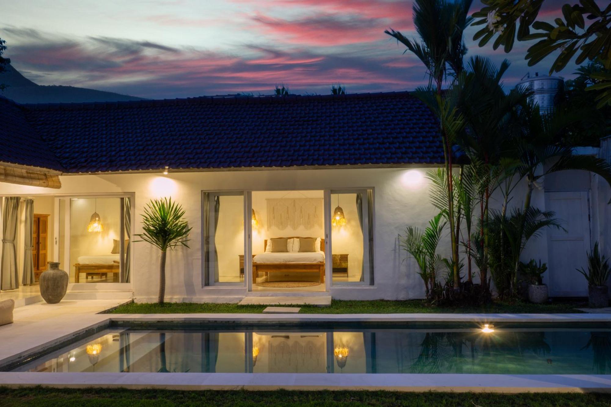 Villa Pagu Seminyak  Ngoại thất bức ảnh