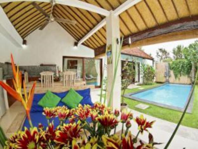 Villa Pagu Seminyak  Ngoại thất bức ảnh